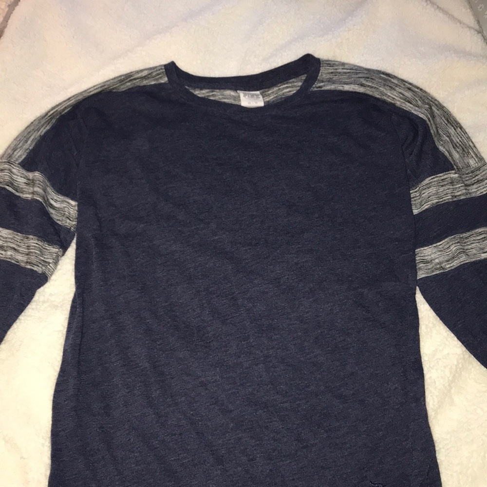 VS PINK long sleeve